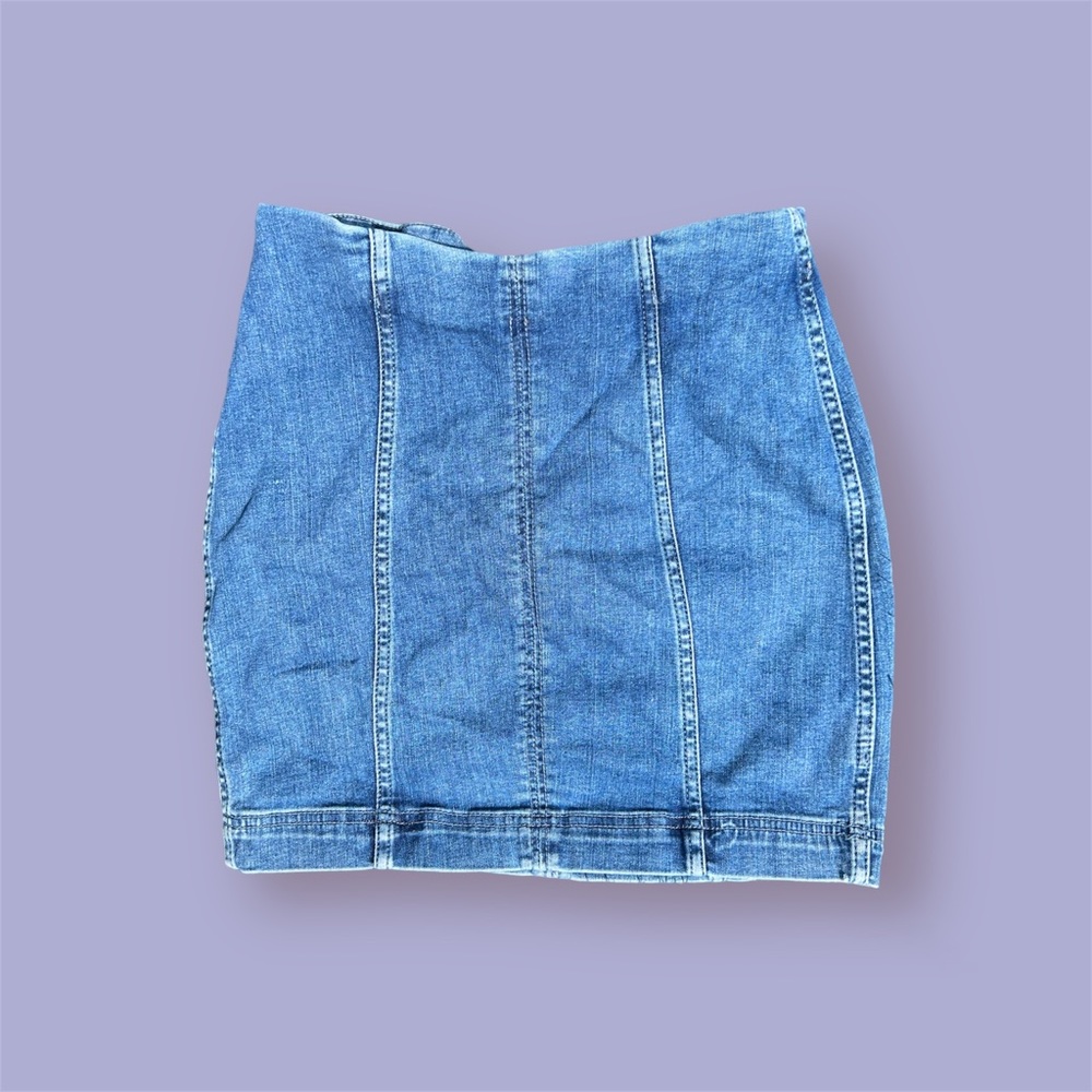 FREE PEOPLE DENIM MINI SKIRT (2/XS)